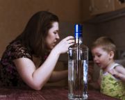 A túlzott alkoholfogyasztás ellen indít kampányt a Kék Pont alapítvány