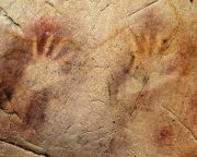 A világhírű spanyol Altamira-barlangban újabb, 20 ezer évesre becsült kéznyomatokat azonosítottak