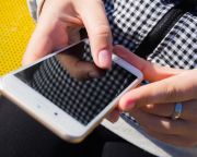 Mobilszolgáltatók: tovább nőtt az adat- és hangforgalom a távmunka és az otthoni tanulás miatt