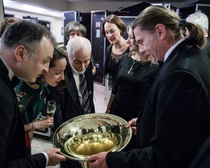 A húsvéti ünnepek alatt Bach Máté-passióját is közzéteszi a Budapesti Fesztiválzenekar
