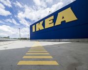 Az Ikea kivonja választékából a nem újratölthető alkáli elemeket 2021-re