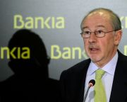 Nincs pénz a tanárok fizetésére, de van a Bankia számára