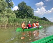 Ingyenes kerékpáros és kenus programok diákoknak a Tisza-tónál