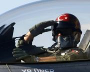 Provokáció volt a lelőtt török gép berepülése Szíria légterébe?
