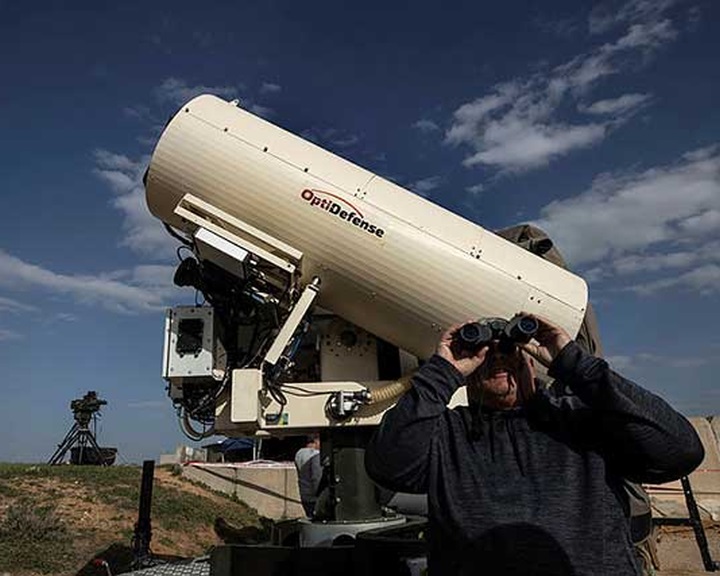 Izrael egy éven belül elkészítheti rakétaelhárító lézerfegyverét