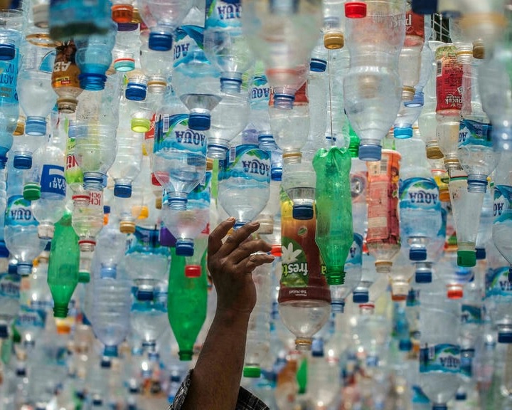 Csak a műanyagok kilenc százalékát hasznosítják újra