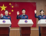 Kína újabb űrhajósokat küldött űrállomása kiépítésének befejezésére