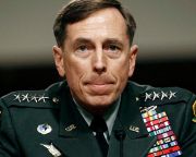 Petraeus terrortámadást sejtett a bengázi incidens mögött