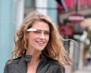 Google szemüveg csontvezetéses hang-technológiával