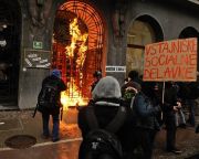 Többezres tüntetés a politikai elit ellen Szlovéniában
