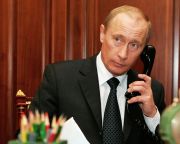 Az orosz államfő felhívta Netanjahut a légicsapások miatt