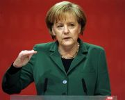 Angela Merkel: nem kell több hatalmat adni Brüsszelnek