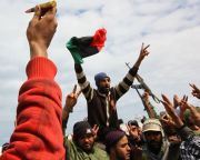 Végjáték Líbiában: 2000 halott a NATO bombázásait követően