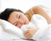 Az alvás újratölti az idegrostok szigetelését egy kutatás szerint