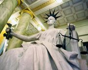 Kúria: jogegységi határozat a megállapítási perek illetékeiről