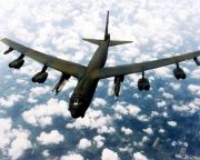 Amerikai bombázók lopakodtak Kína légterébe