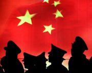 Peking ellenzi a szankciókat Moszkva ellen