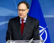 A NATO inkább ellenségként, semmint partnerként kezeli Oroszországot