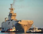 Washington francia hadihajók oroszországi eladása miatt aggódik