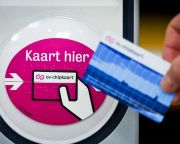 Chipkártya váltja fel a jegyeket Hollandiában