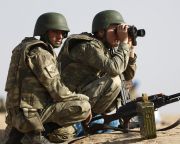 Szíria: Törökország szárazföldi hadműveletet szeretne