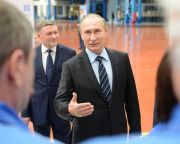 Putyin: a katonai-műszaki együttműködés erősítené a bizalmat