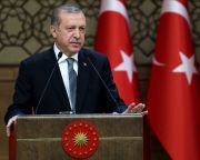Erdogan referendumot sürget az elnöki rendszer bevezetéséről