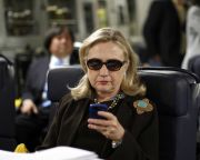 Lezárult a vizsgálat Hillary Clinton email-szervere ügyében
