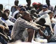 Olasz sajtó: elfogyott a pénz az olaszországi menedékkérők ellátására