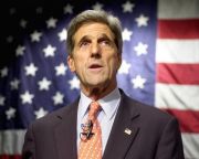 Kerry: a Nyugat nem akar háborút, a diplomácia az egyetlen eszköz