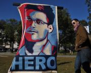 Snowden kettős mércével vádolja az igazságszolgáltatást 
