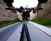  Több száz kilométer kerékpárút épül 2019-ig