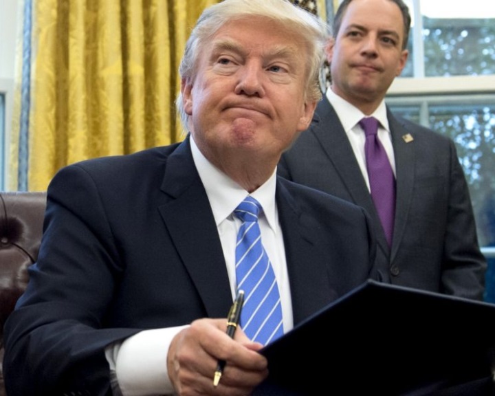 Új elnöki rendeletet írt alá a beutazás korlátozásáról Donald Trump