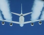 A bioüzemanyagok csökkentik a repülőgépek koromkibocsátását