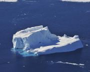 Viharok okozhatták az eddigi legnagyobb tengerijég-veszteséget az Antarktiszon