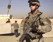 Donald Trump a külföldön állomásozó katonáknak: nyerésre állunk
