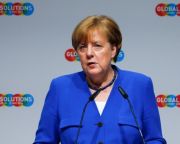 Merkel: az adat a 21. század nyersanyaga