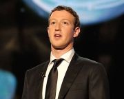 A Facebook alapítója már a világ harmadik leggazdagabb embere